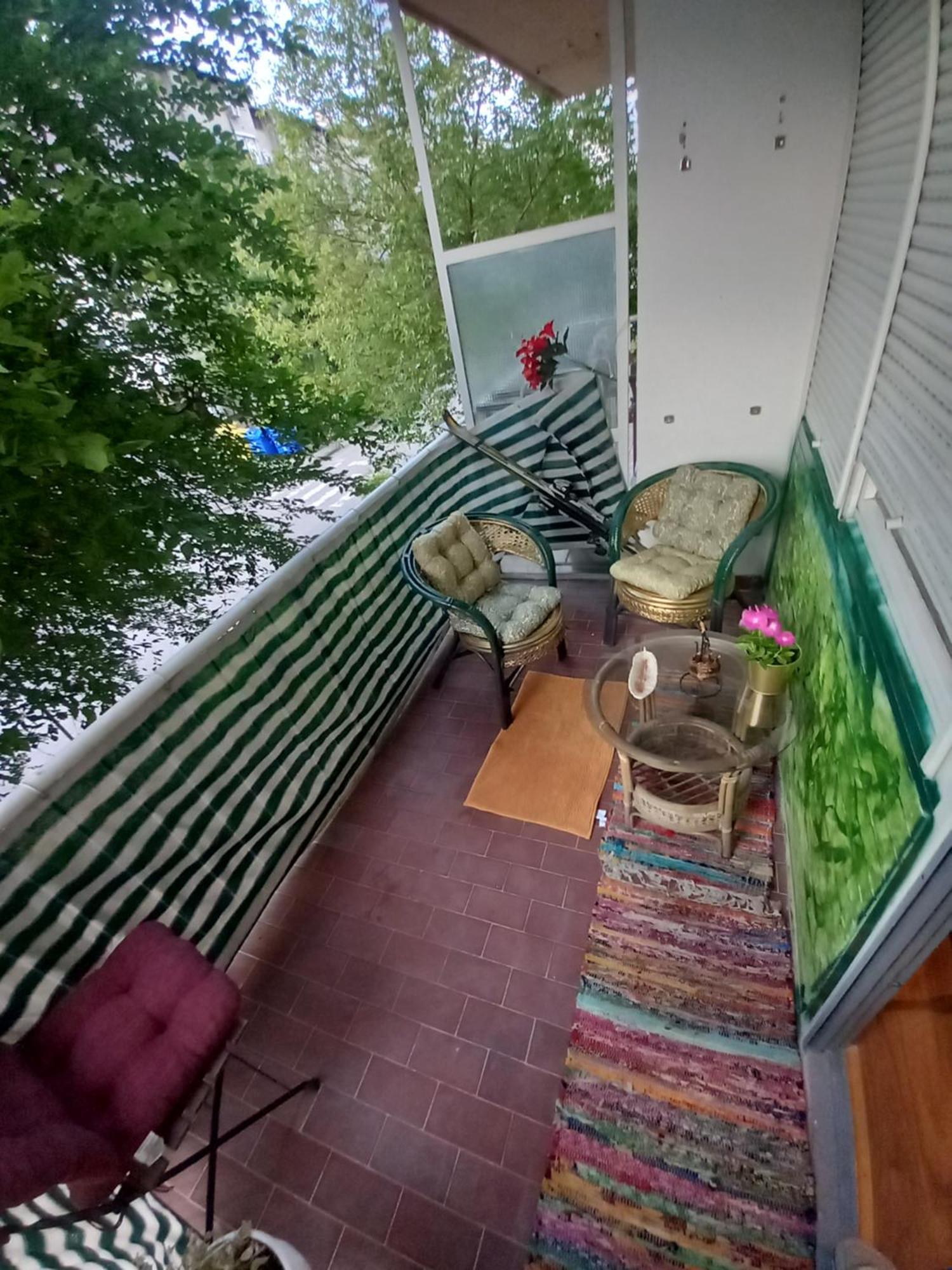 Apartment Jarun Comfort Zagreb Rum bild
