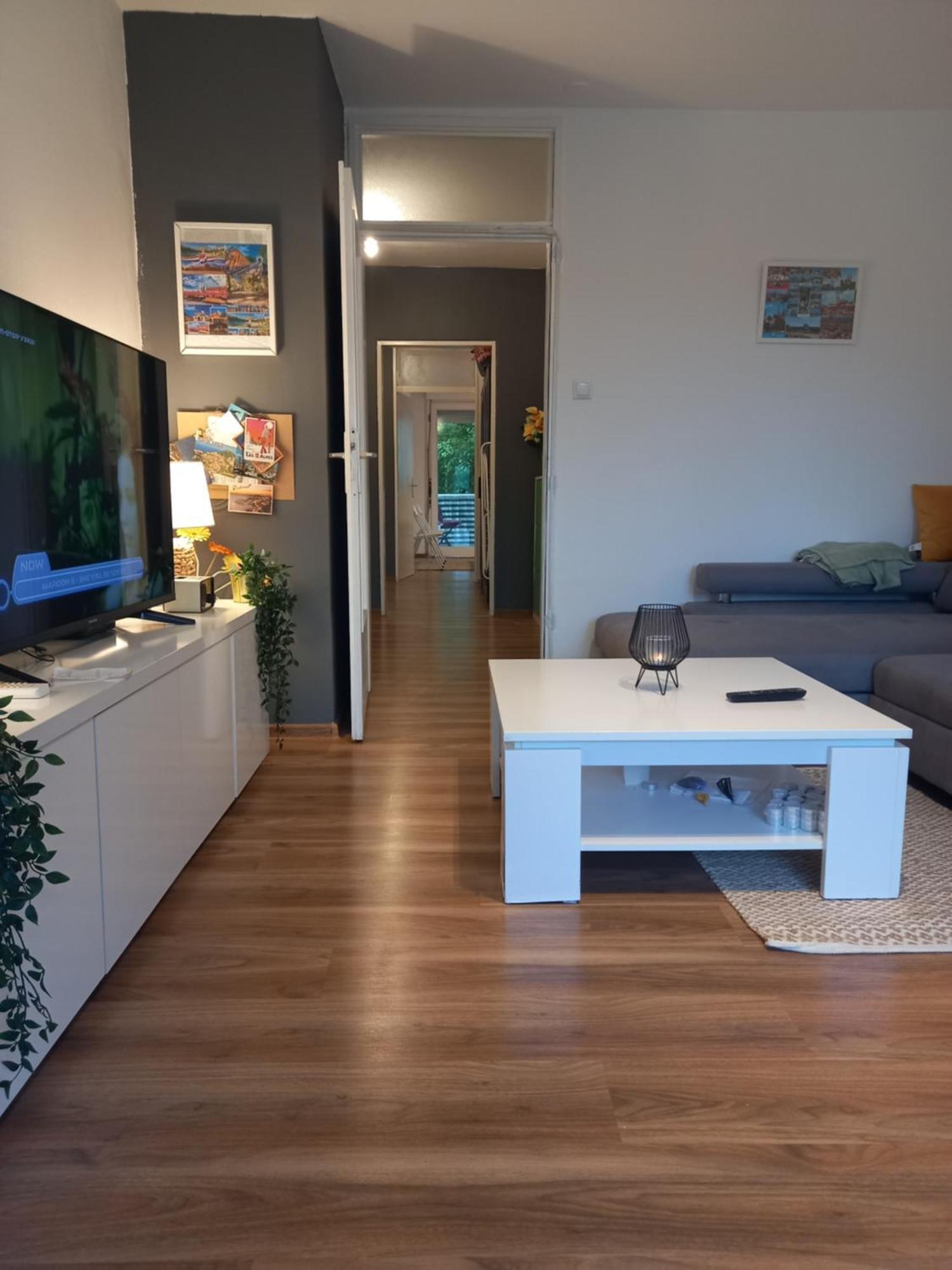 Apartment Jarun Comfort Zagreb Rum bild